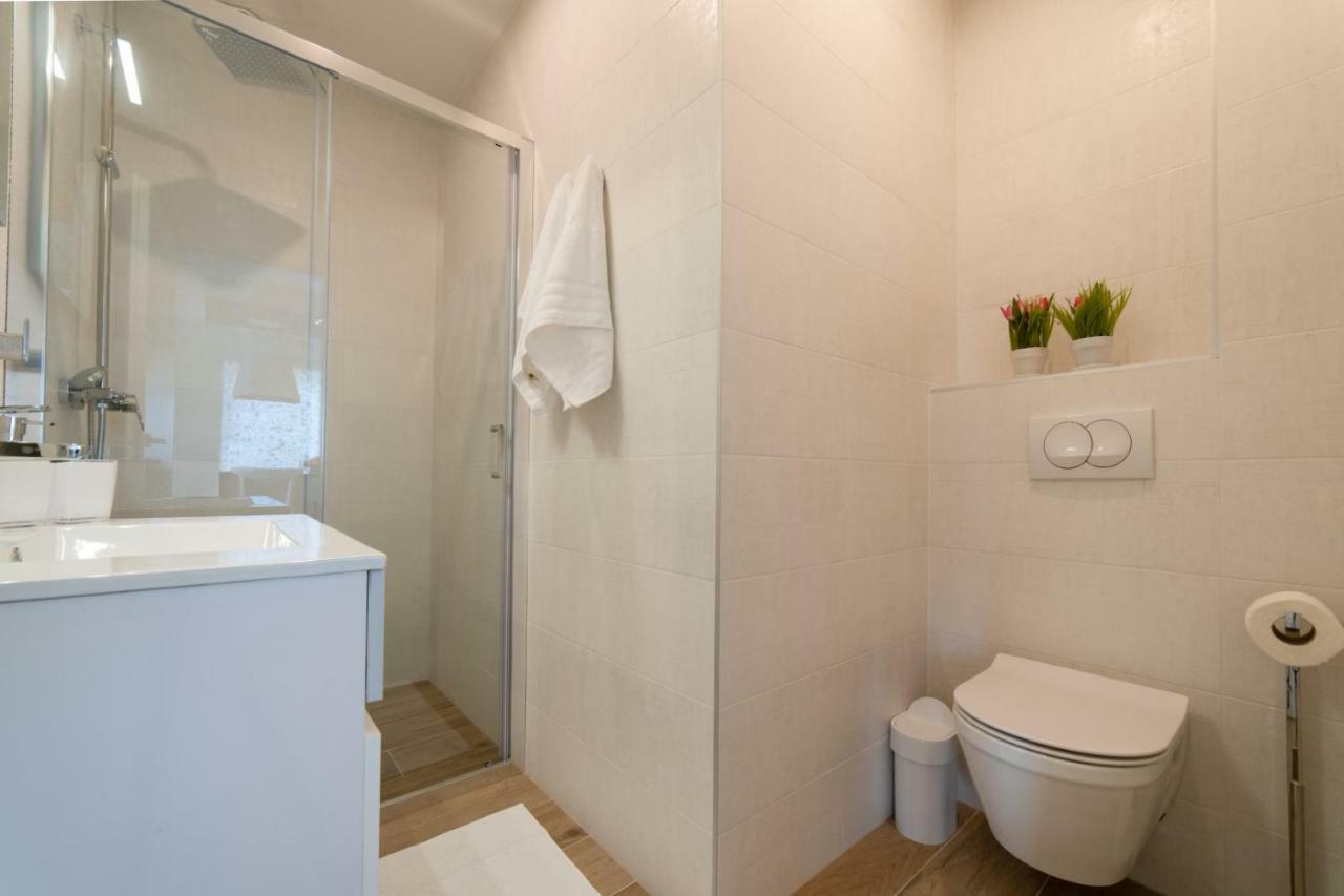 Mary Ann Apartment 2 ツァヴタット エクステリア 写真